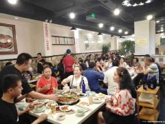上江北酒都生活广场火锅店转让