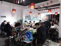 已转＊＊＊＊上江北华彩城小区门口火锅店转让