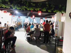 已转＊＊＊＊上江北华彩城小区门口火锅店转让
