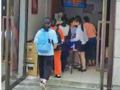 已转******柏溪城中央县二中奶茶店转让