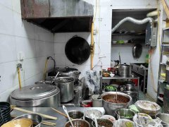 已转＊＊＊＊＊＊上江北邦泰公馆大门口餐饮店转让