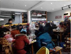 已转＊＊＊西区山水原著餐饮店转让