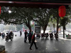 已转＊＊＊＊＊南岸南客站门口餐饮店转让