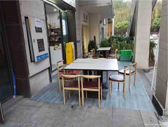 已转＊＊＊＊＊＊西区原著荟新装修餐饮店转让