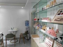 已转＊＊＊＊＊＊＊＊老城区北大街美容美甲店转让