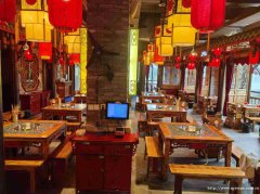 南溪区北滨路火锅店18万急转