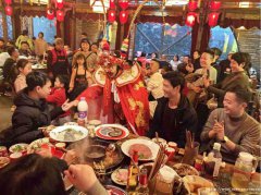 南溪区北滨路火锅店18万急转