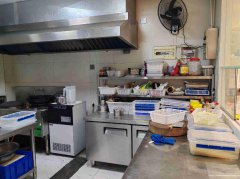 已转＊＊＊＊＊＊西区公馆三号餐饮店2万8急转，接手可营业