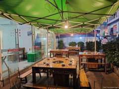 已转＊＊＊＊＊＊西区公馆三号餐饮店2万8急转，接手可营业