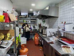 已转* * * * * * *下江北翰林府邸十字路口餐饮店转