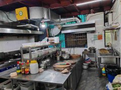 已转* * * * *  * *西区鑫悦湾餐饮店转让
