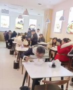 柏溪翠柏商贸城面馆转让，