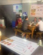 西区山水原著餐饮店转让，接手可营业，