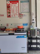 老城区一中门口烧腊饭转让