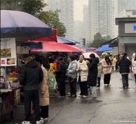 老城区一中门口烧腊饭转让