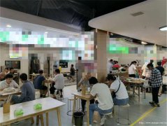下江北临港二医院对面餐饮店出租，房东直租