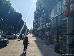 南岸鼎业兴城十字路口空门面出租出售，