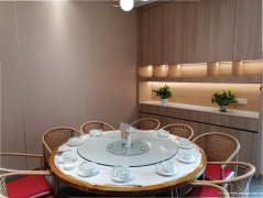 上江北未来广场中餐馆转让，接手可营业