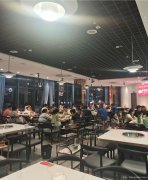 已转* * * *  **下江北众生广场火锅店急转，接手可营