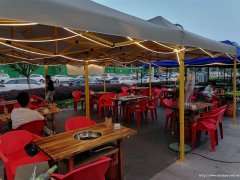 已转* * * * * * *下江北大学门口餐饮店转让，接手