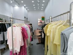 下江北地中海蓝湾服装店转让，接手可营业