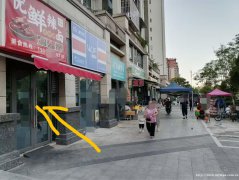 上江北锦悦府大门口空门面出租，