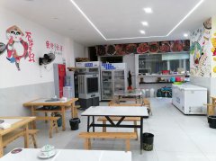 西区碧峰园餐饮店转让，接手可营业