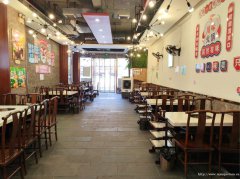 老城区南门桥火锅店转让，接手可营业