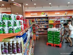 叙州区城中央一线品牌零食店转让，接手可营业