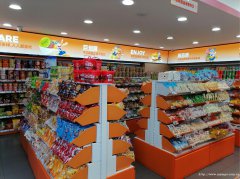 叙州区城中央一线品牌零食店转让，接手可营业