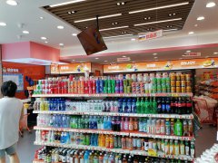 叙州区城中央一线品牌零食店转让，接手可营业