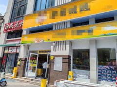 叙州区鹭湖宫小区进出口旺铺转让，接手可营业