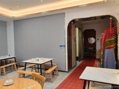 南岸中餐生态园中餐夜宵店转让，接手可营业