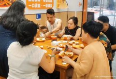 已转***** * ** * * *  * *西区藤荫街面馆