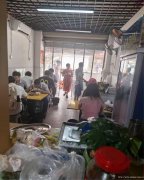 南岸新六中烧腊饭转让，旁边有学校