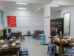 临港锐德天汇十字路口旺铺3万5急转，适合各行各业