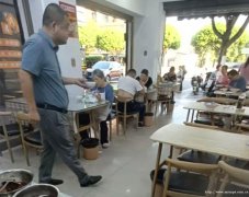 已转* * * ** *南岸老六中对面早餐中餐店转让