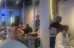 下江北邦泰社区烤肉店转让，接手可营业