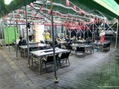 西区长江之滨十字路口餐饮店8万8整体转让，