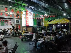 老城区江语城烤肉店转让，接手可营业