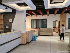 老城区金帝庄园大门口空门面出租，