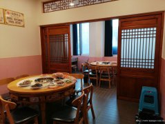 上江北华彩城火锅店16万8急转，接手可营业