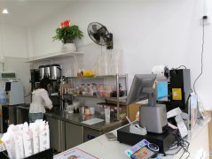 下江北职业学院新装修奶茶店转让，接手可营业