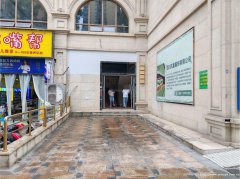 老城区金帝庄园大门口临街二楼出租，