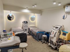 已转* * *  ** * * *南岸莱茵河畔美容院转让