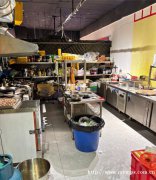 西区原著荟小区门口餐饮店转让，接手可营业