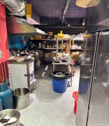 西区原著荟小区门口餐饮店转让，接手可营业