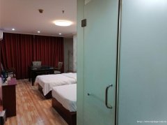 老城区南门桥头宾馆带茶坊转让，接手可营业