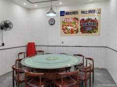 上江北新区高客站餐饮店转让，接手可营业