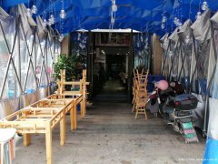 已转* * * *  *西区邦泰天誉火锅店转让